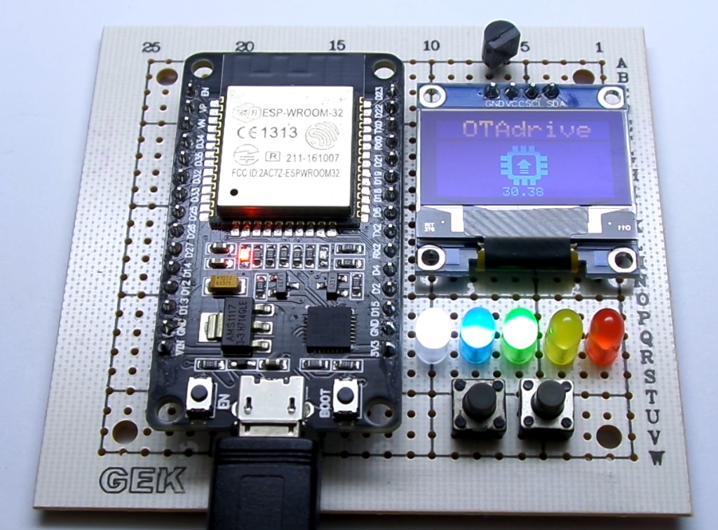 ESP32 Demo Board